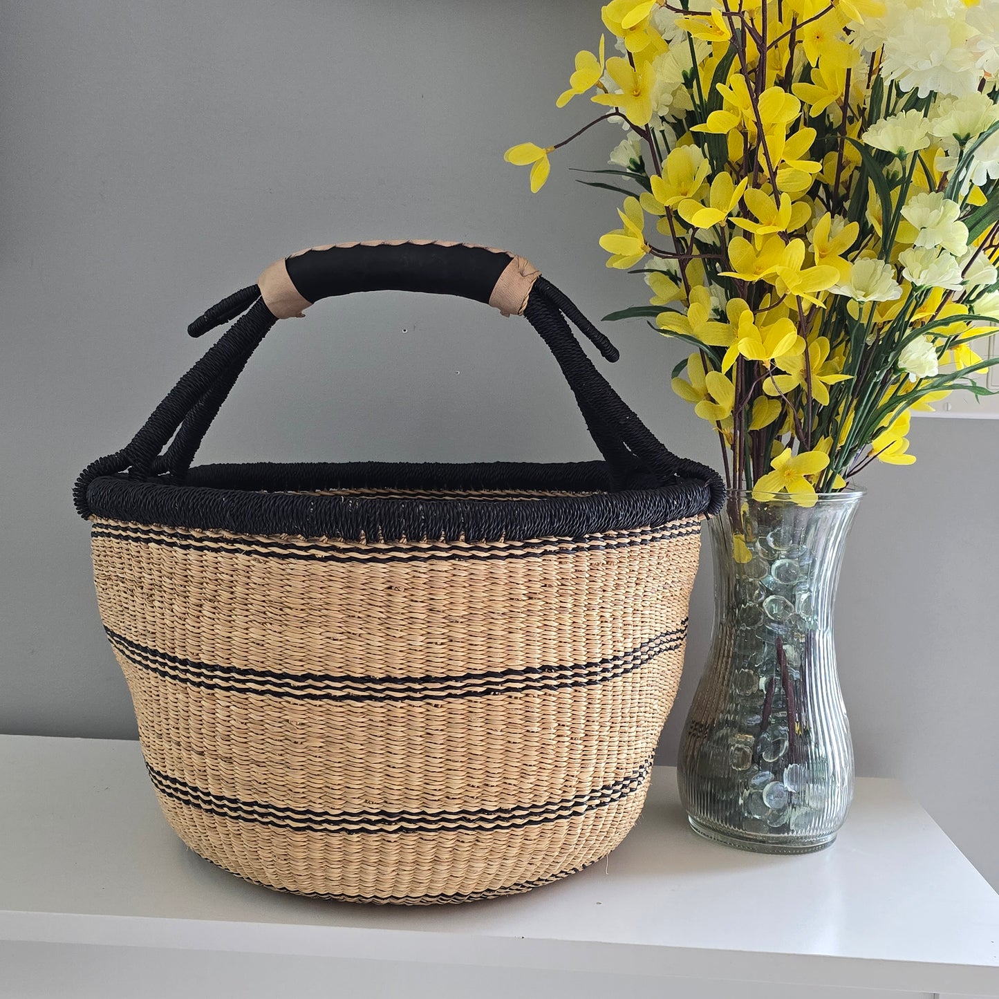 KOSI: Large round Bolga Market basket